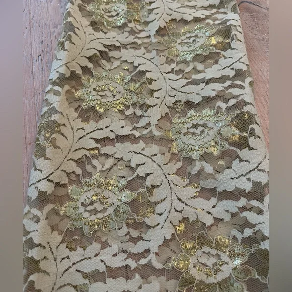 Gibbs-Louis 60s Vintage Gold Floral Lace Two-Piece Holiday Set - Picture 4 of 14